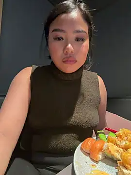 Snapshot of TitiTinyThai chatting on 8, 7, 2026 TitiTinyThai online show from 8, 7, 2026