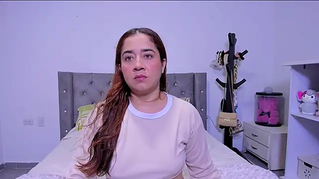 naive natty10 online show from 12, 2, 2026