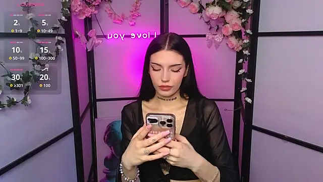 Kelly  Bunny online show from 4, 7, 2026
