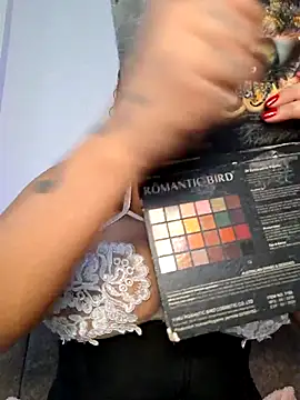 Snapshot of curly_girl_31 chatting on 19, 2, 2026 curly girl 31 online show from 19, 2, 2026