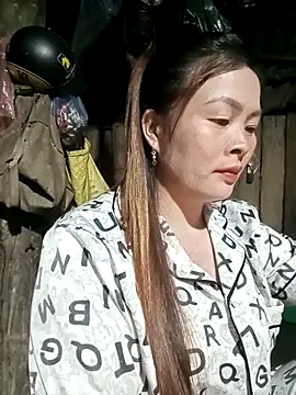 Snapshot of Bling_sexy chatting on 17, 2, 2026 Bling sexy online show from 17, 2, 2026