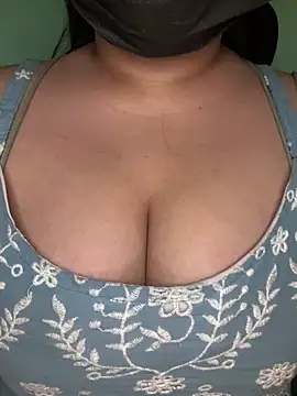 Praachiiii online show from 1, 3, 2026