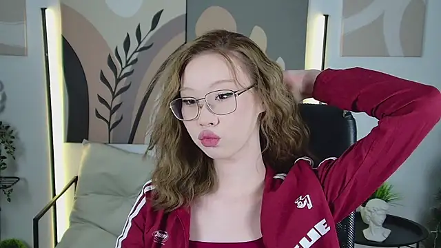 Snapshot of SarahRice chatting on 11, 2, 2026 SarahRice online show from 11, 2, 2026