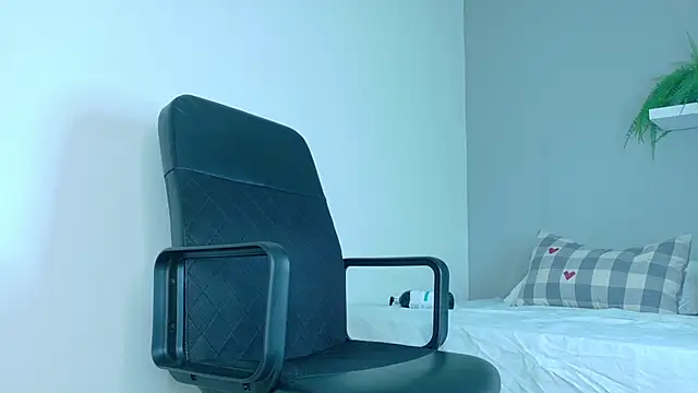 Snapshot of AndrewKenoxx_ chatting on 20, 2, 2026 AndrewKenoxx online show from 20, 2, 2026