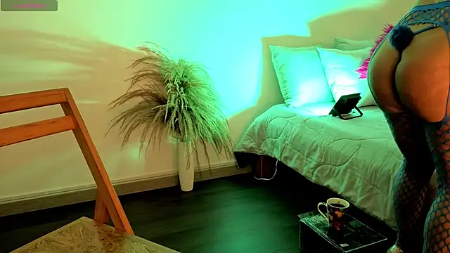 fransheskarossi online show from 3, 3, 2026