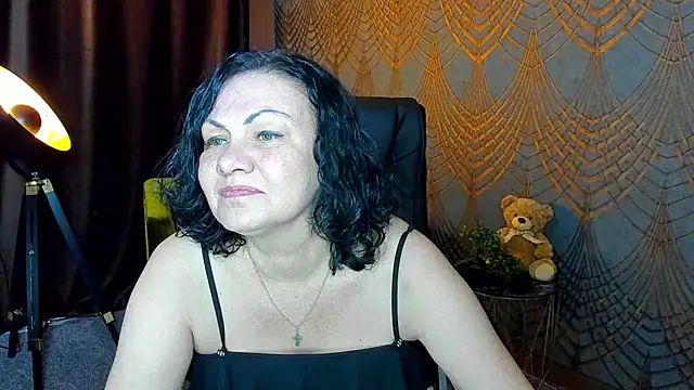 Snapshot of IrissMoon chatting on 29, 6, 2026 IrissMoon online show from 29, 6, 2026