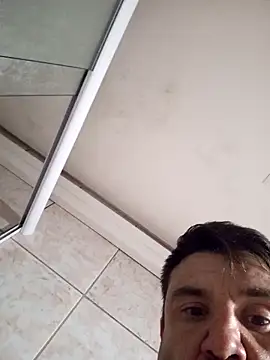 gato rafaelzn36 online show from 10, 4, 2026