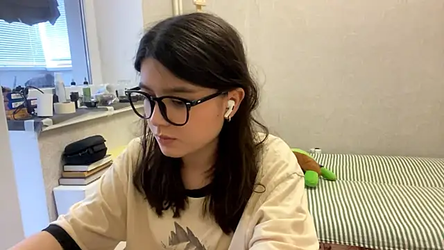 Snapshot of SaintMari chatting on 16, 7, 2026 SaintMari online show from 16, 7, 2026
