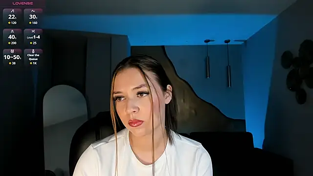 Snapshot of EmilyCarterX chatting on 8, 5, 2026 EmilyCarterX online show from 8, 5, 2026