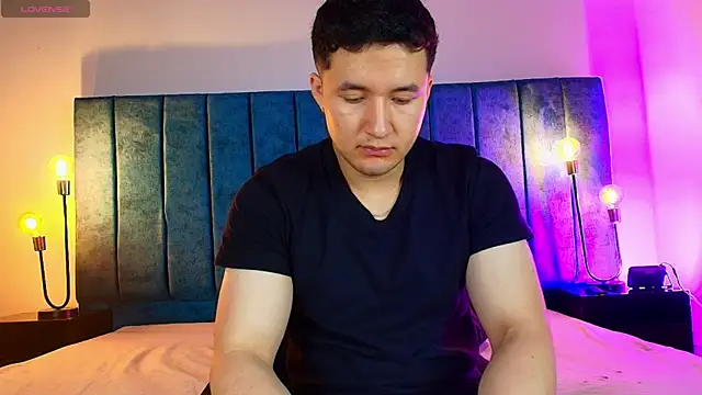 Alexander Connor online show from 18, 4, 2026