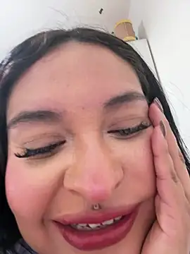 Nailealipsglossy online show from 19, 1, 2026