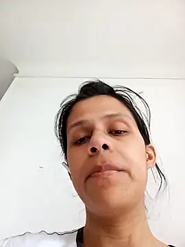 mitzukywinteer online show from 30, 3, 2026