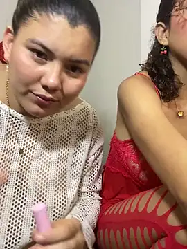 Snapshot of Helena-Paola chatting on 16, 5, 2026 Helena-Paola online show from 16, 5, 2026