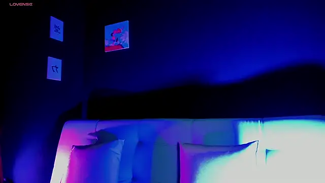 KittyMadi online show from 6, 2, 2026