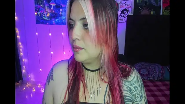 lunaa rayy420 online show from 16, 1, 2026