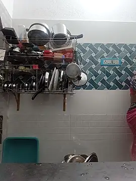 Hot-Tinaa online show from 24, 3, 2026