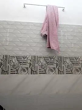 Hot-Tinaa online show from 27, 3, 2026