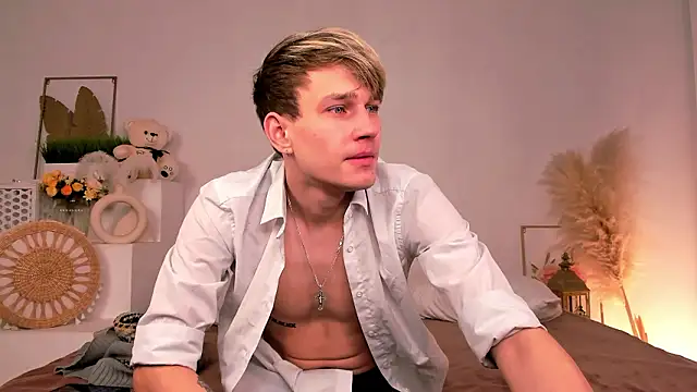 Volan Starts online show from 8, 3, 2026