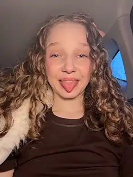 outside rosy online show from 17, 3, 2026