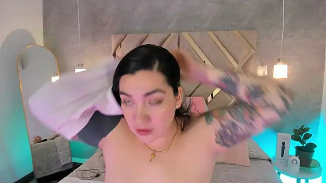 Snapshot of KathiaJenner chatting on 17, 2, 2026 KathiaJenner online show from 17, 2, 2026