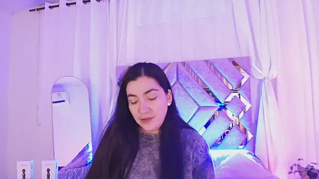 Snapshot of KathiaJenner chatting on 18, 6, 2026 KathiaJenner online show from 18, 6, 2026
