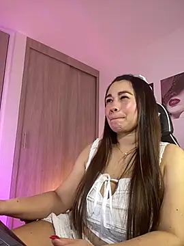 saray mendozaa online show from 25, 6, 2026