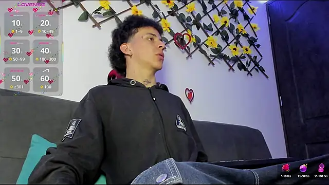 Maxxx bigcockx online show from 9, 2, 2026