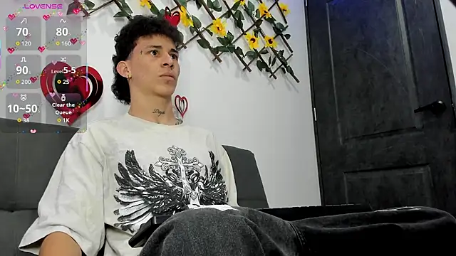 Maxxx bigcockx online show from 14, 2, 2026