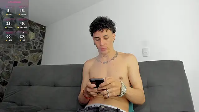 Snapshot of Maxxx_bigcockx chatting on 16, 7, 2026 Maxxx bigcockx online show from 16, 7, 2026