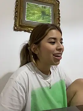 Snapshot of baddieasiantv chatting on 13, 5, 2026 baddieasiantv online show from 13, 5, 2026