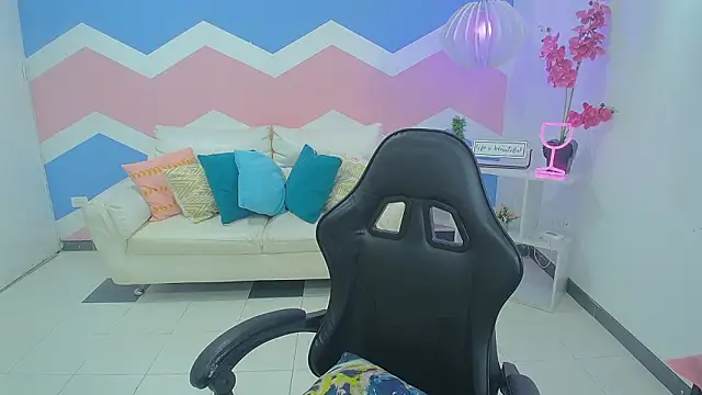 mayli marie online show from 17, 3, 2026