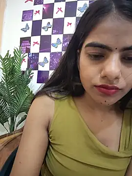 Snapshot of Alisha_Babyy chatting on 5, 7, 2026 Alisha Babyy online show from 5, 7, 2026