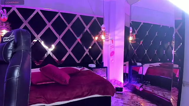 Lucia 24x online show from 18, 4, 2026