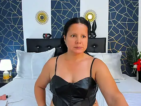 Snapshot of KikyNaughty chatting on 16, 2, 2026 KikyNaughty online show from 16, 2, 2026