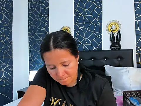 Snapshot of KikyNaughty chatting on 17, 2, 2026 KikyNaughty online show from 17, 2, 2026