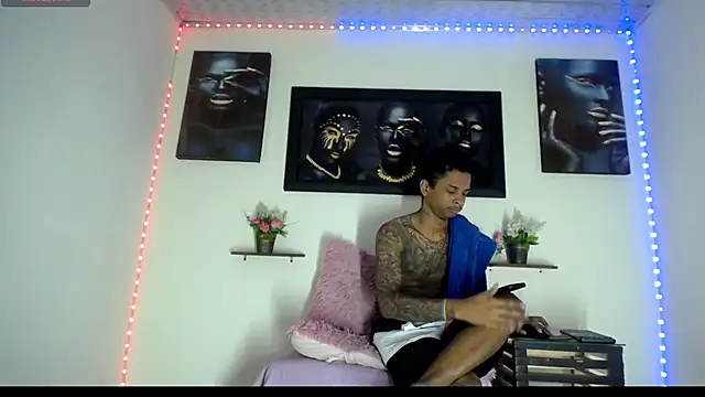 Snapshot of Tatoo_Noah chatting on 22, 2, 2026 Tatoo Noah online show from 22, 2, 2026