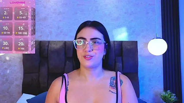 Snapshot of vicky_grey chatting on 7, 6, 2026 vicky grey online show from 7, 6, 2026