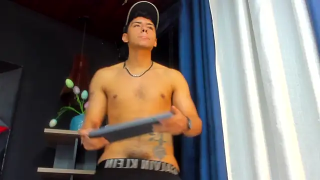 Snapshot of Tobias_Vega chatting on 18, 2, 2026 Tobias Vega online show from 18, 2, 2026