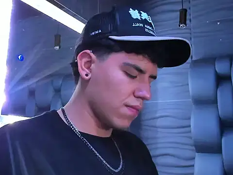 Tobias Vega online show from 11, 3, 2026