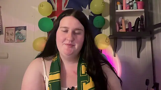 Snapshot of xopeachybaby chatting on 7, 7, 2026 xopeachybaby online show from 7, 7, 2026