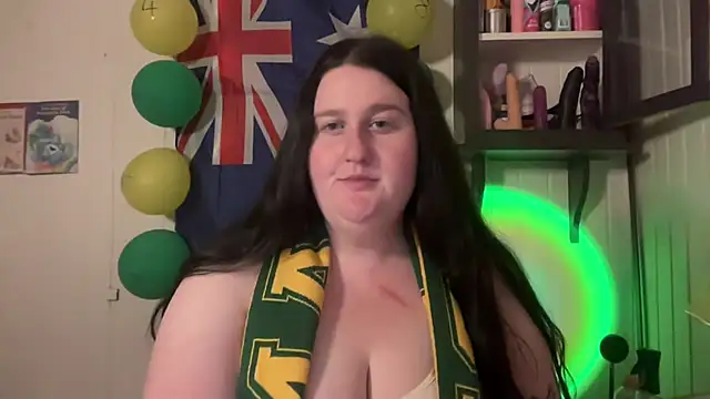 Snapshot of xopeachybaby chatting on 7, 7, 2026 xopeachybaby online show from 7, 7, 2026