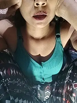 Ayesha Khan1 online show from 15, 4, 2026