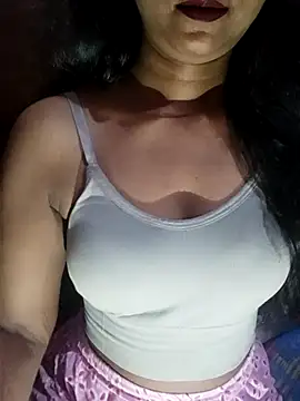 Snapshot of Ayesha_Khan1 chatting on 25, 4, 2026 Ayesha Khan1 online show from 25, 4, 2026