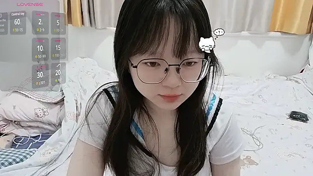 Snapshot of weiwei4999 chatting on 27, 2, 2026 weiwei4999 online show from 27, 2, 2026