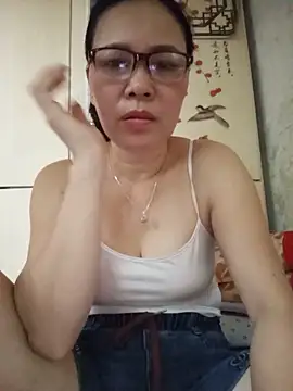 Snapshot of Nuna_689 chatting on 12, 6, 2026 Nuna 689 online show from 12, 6, 2026