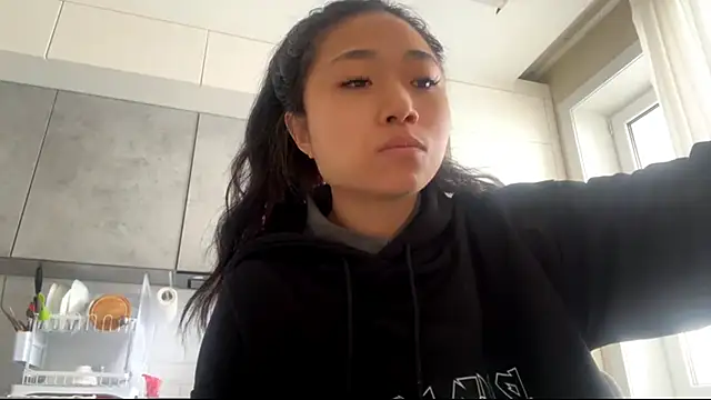 SweetMiaXO online show from 12, 3, 2026