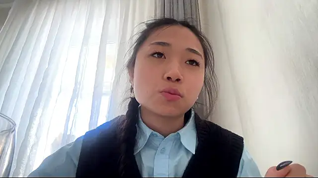 SweetMiaXO online show from 18, 3, 2026