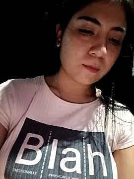 Snapshot of Ailen-cute chatting on 3, 2, 2026 Ailen-cute online show from 3, 2, 2026