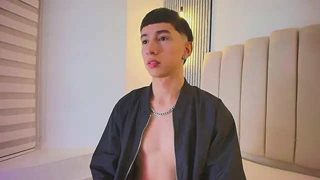 lian cameron online show from 7, 4, 2026