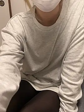 Snapshot of yui__yuichan chatting on 3, 2, 2026 yui yuichan online show from 3, 2, 2026